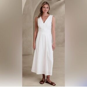 Banana Republic White Sleeveless V-Neck Sundress EUC